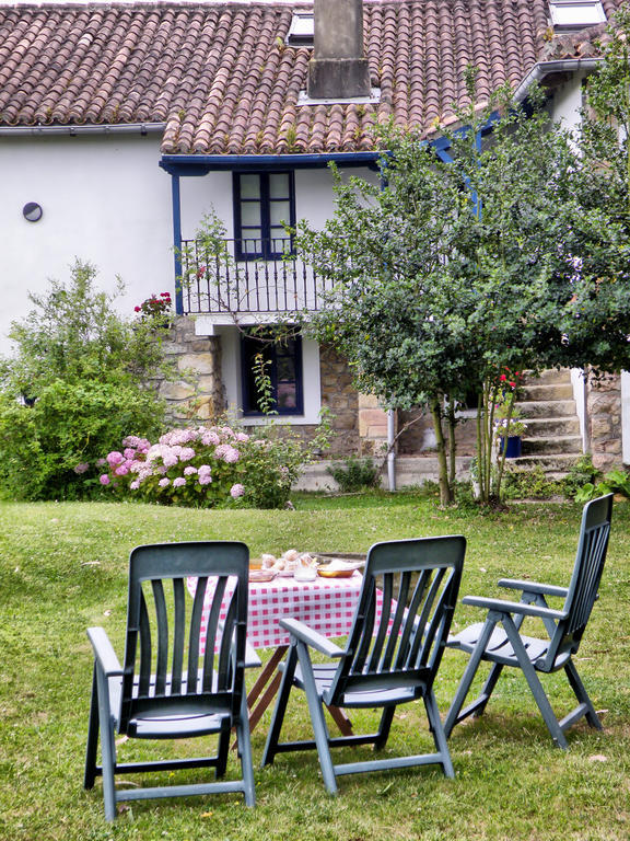 Casa Rural Ortulane Urduliz エクステリア 写真